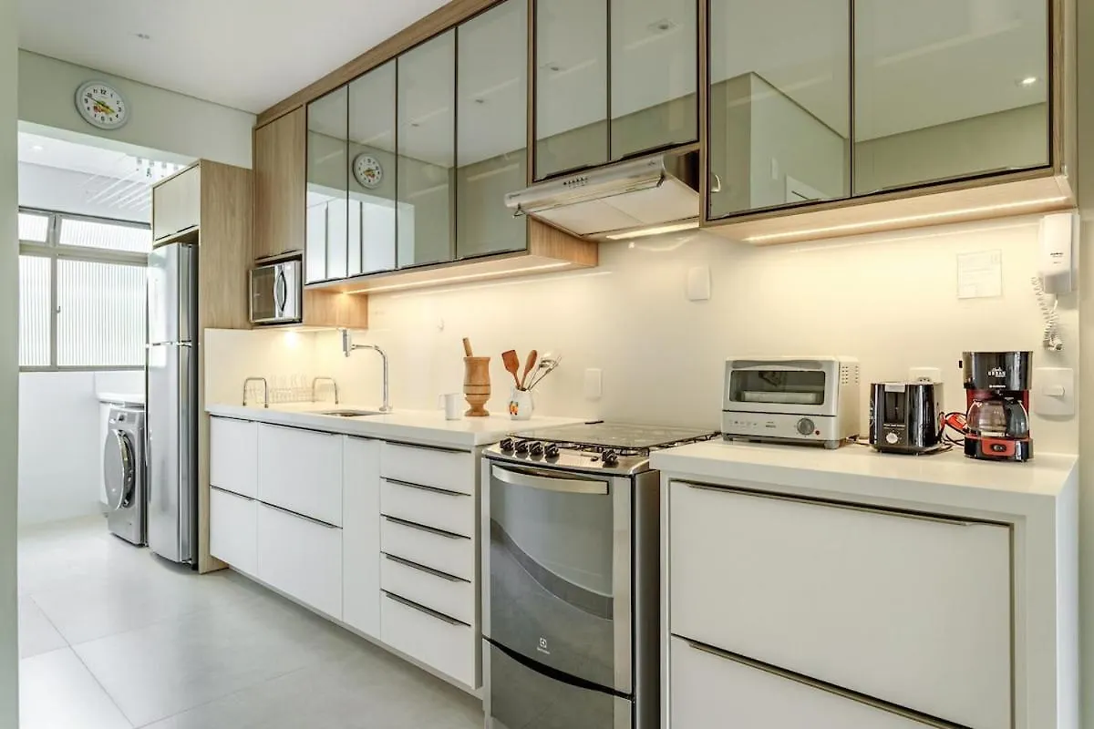 Beautiful Apartment Facing The Sea Of Brava Beach Florianópolis